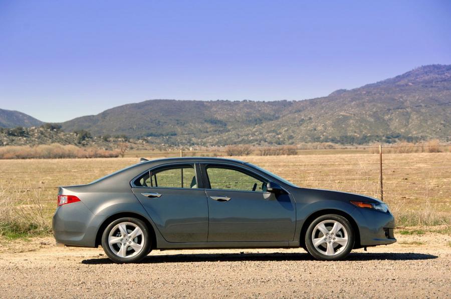 Acura TSX 2008 года  (фото 6 из 210)